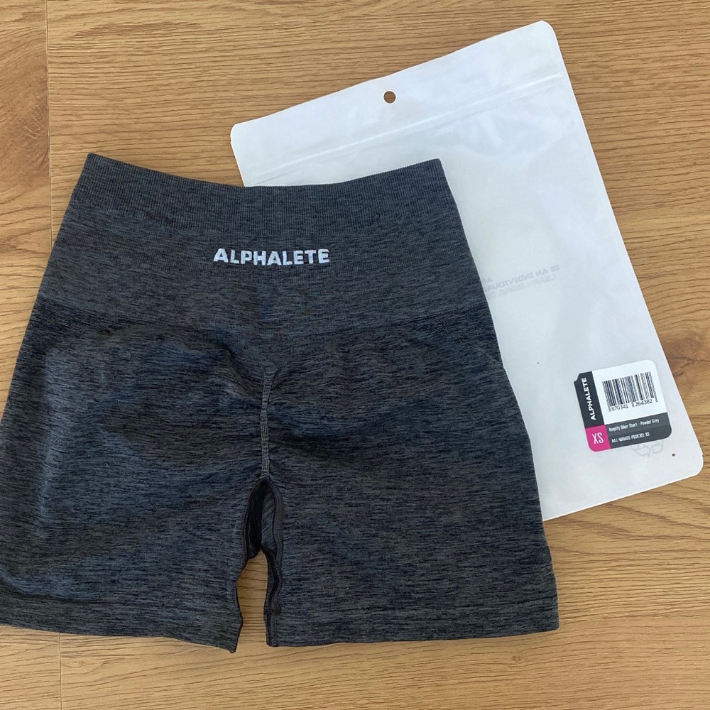 Alphalete amplify shorts